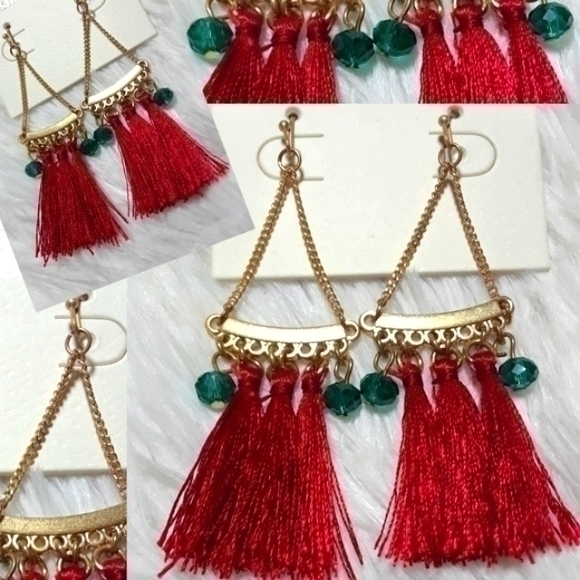☄Holiday Gold Tone Silk Thread Tassel Earrings - Picture 1 of 4